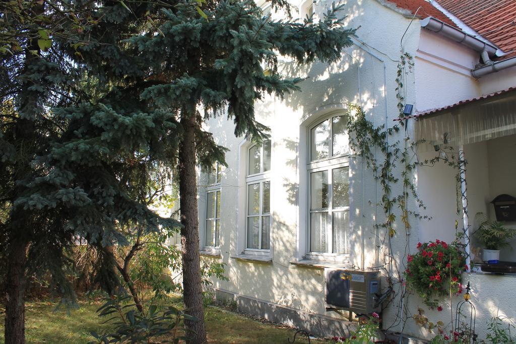 Ferienwohnung "Zur Alten Schule" Neuburxdorf Rum bild