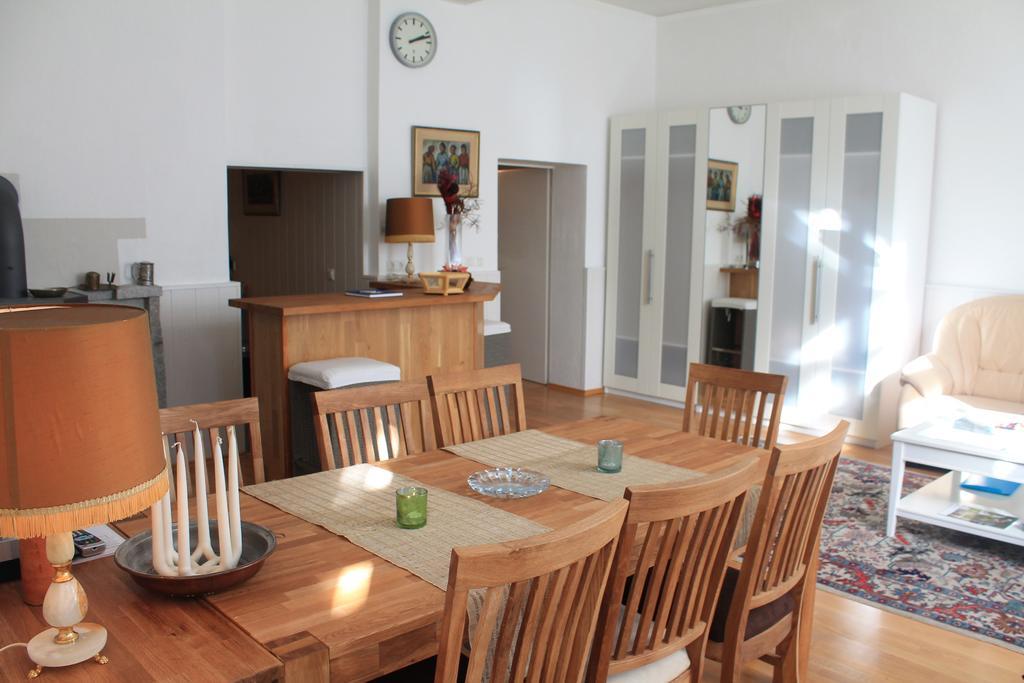 Ferienwohnung "Zur Alten Schule" Neuburxdorf Rum bild